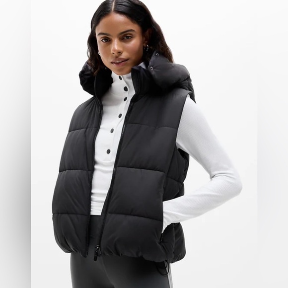 NWT Athleta Stratus Puffer Vest - Picture 1 of 6